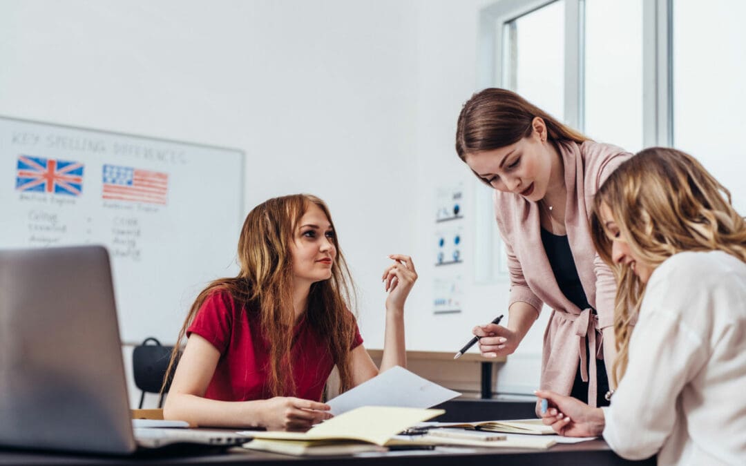 Formation linguistique : comparaison entre les cours en ligne et le présentiel